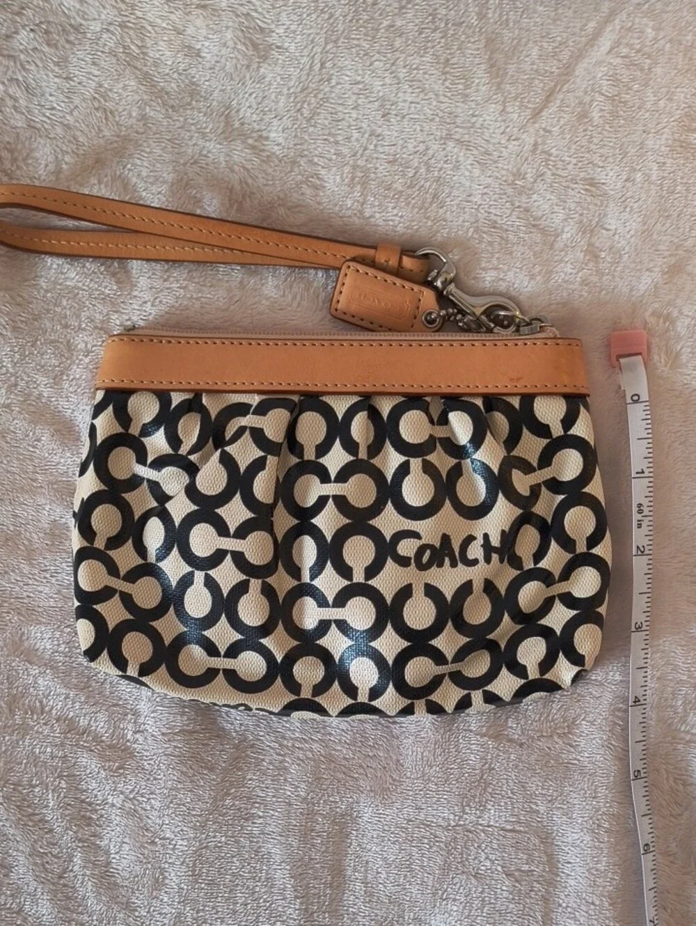 Coach wristlet signature